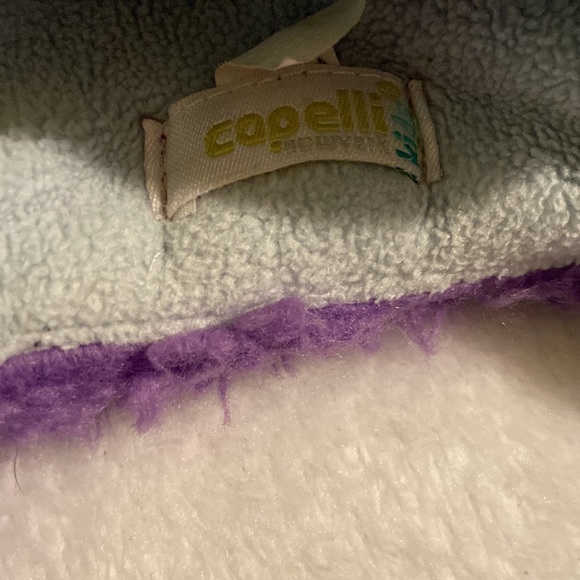 Hat - Picture 3 of 3